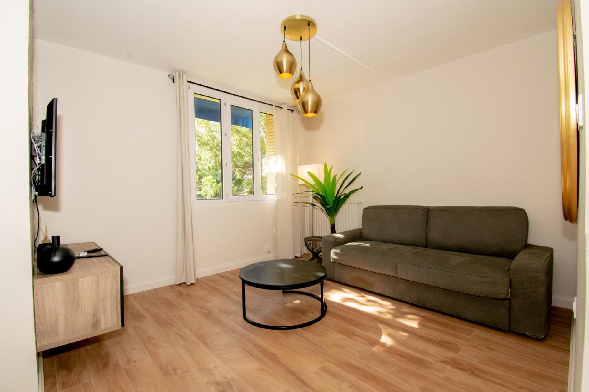 Suite Maddison Villeurbanne Luaran gambar